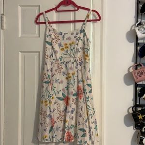 White Floral Sundress - Size Medium